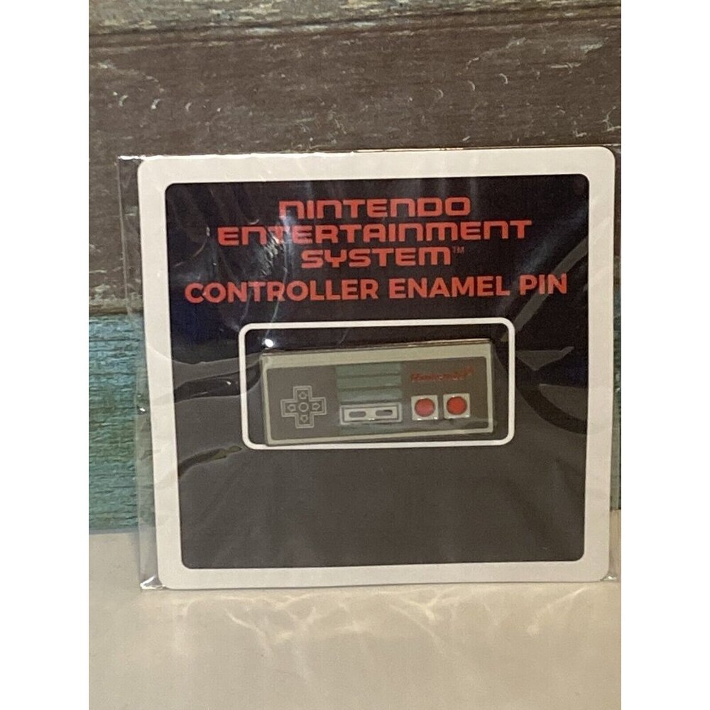 Nintendo NES Controller Paddle Enamel Pin Culturefly 2017 Promo Pinback *NEW*